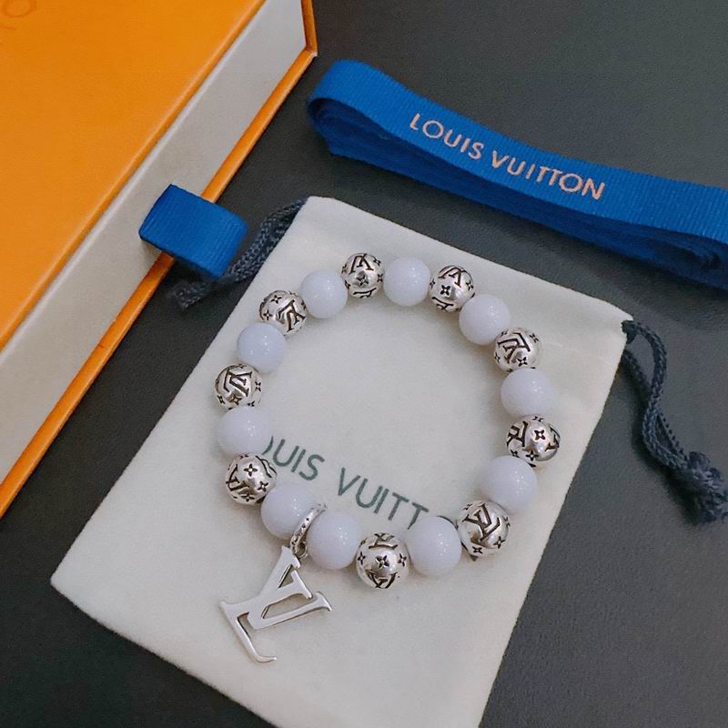 LV Bracelet 04yxh18
